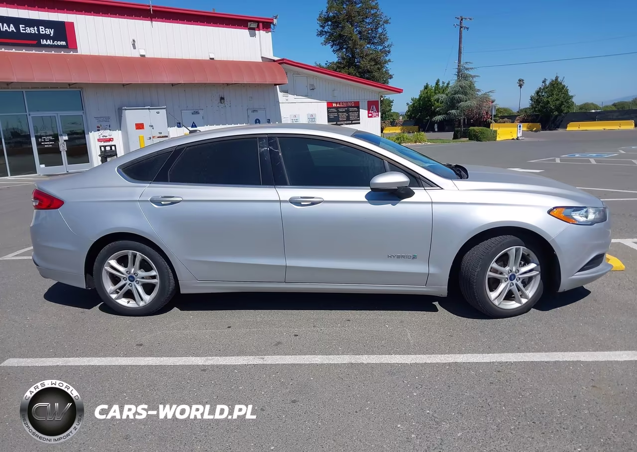 2018 Ford Fusion Hybrid S VIN:3FA6P0UU5JR271579 - 14