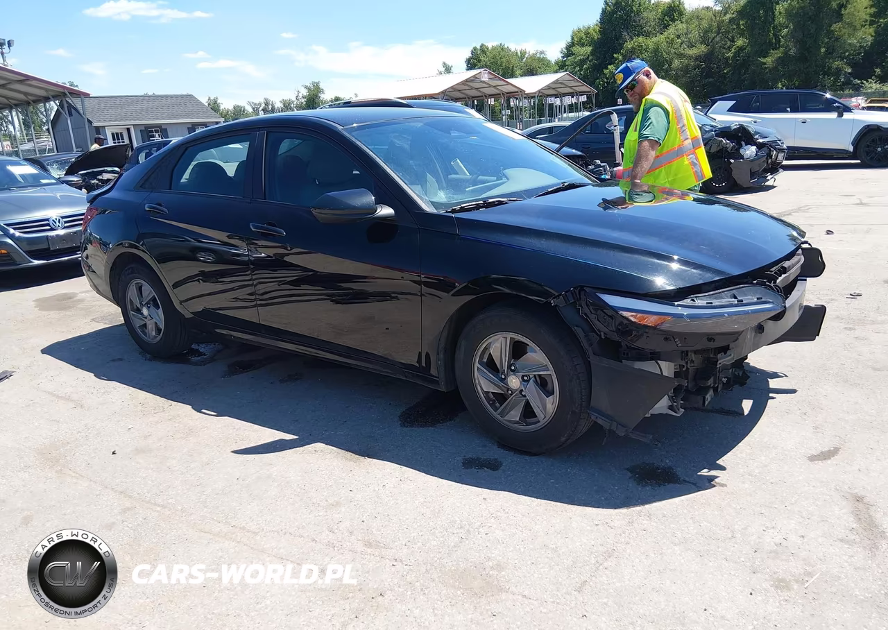 2024 Hyundai Elantra Se