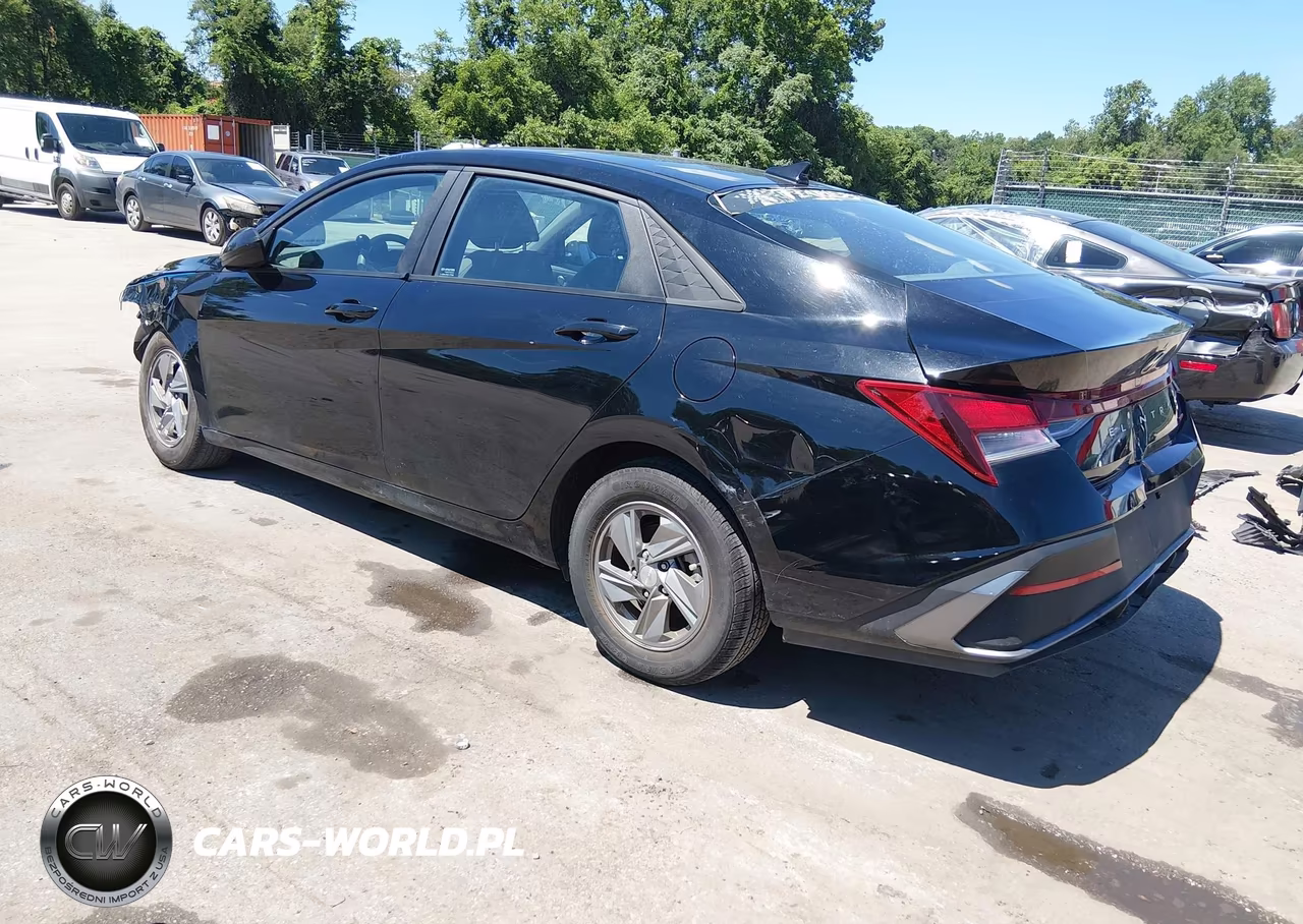 2024 Hyundai Elantra Se VIN:KMHLL4DG6RU764908 - 3