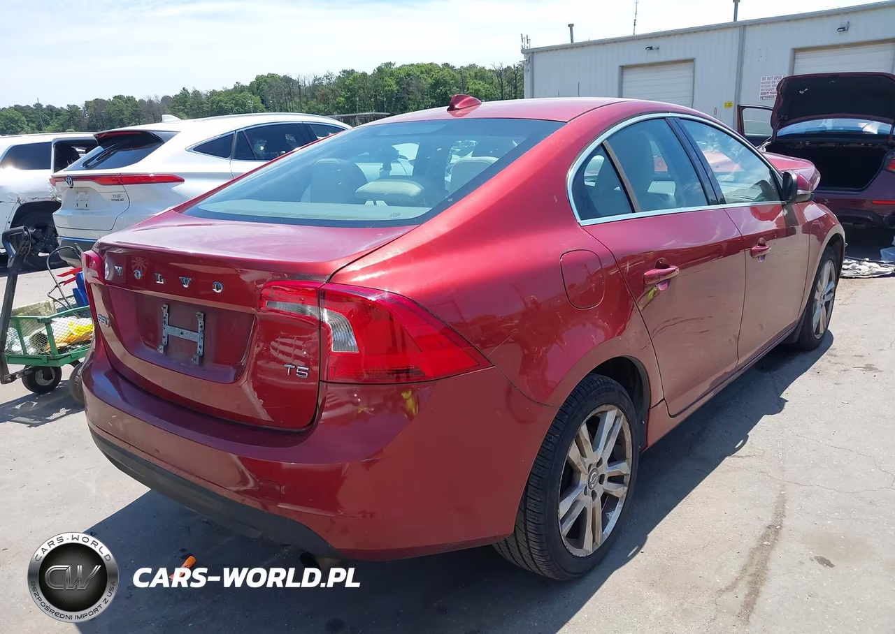 2012 Volvo S60 T5-T5 W-Moonroof VIN:YV1622FS6C2117481 - 4