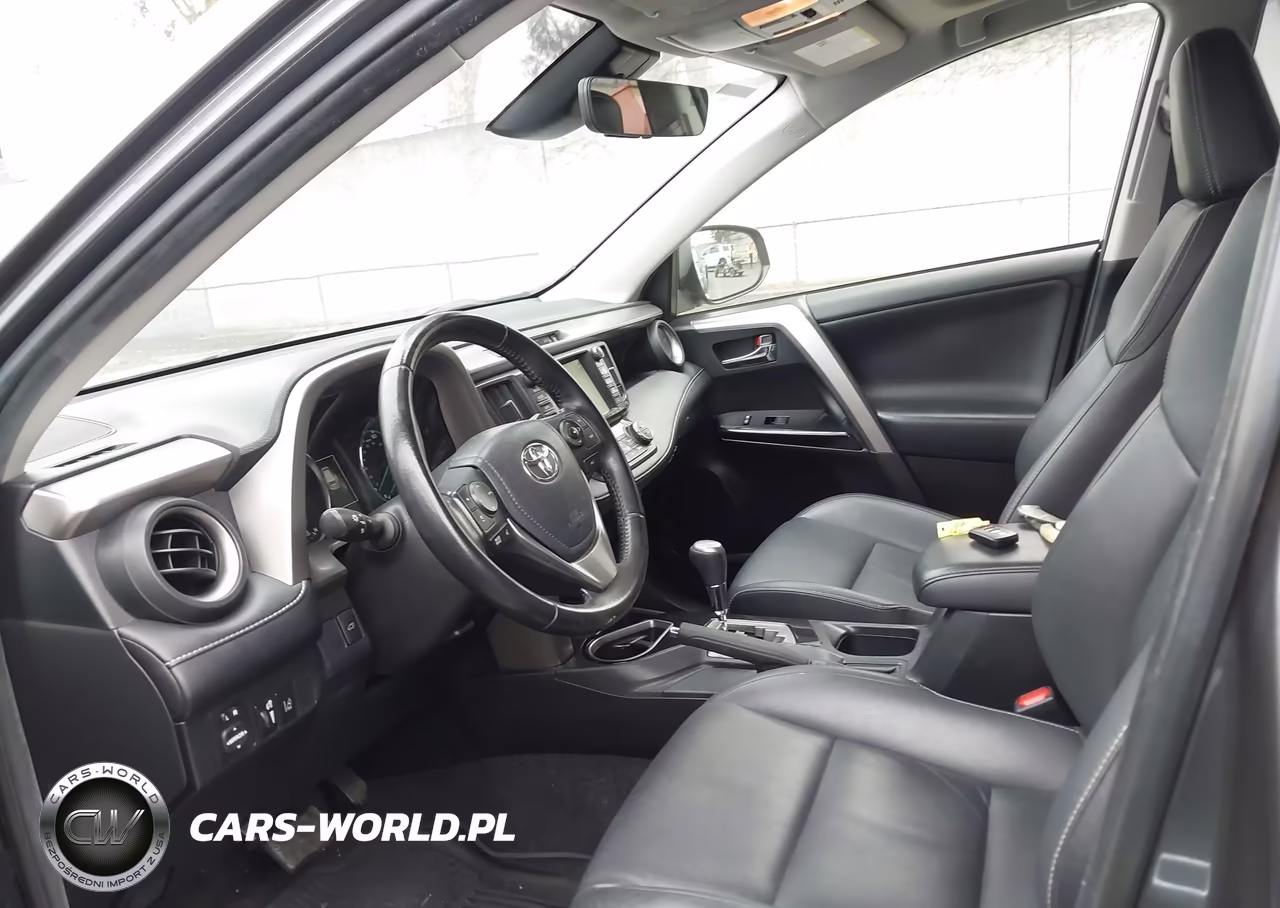 2018 Toyota Rav4 Hybrid Limited VIN:JTMDJREV3JD154249 - 18