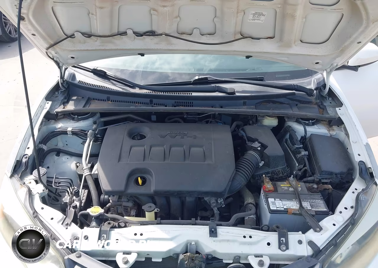 2015 Toyota Corolla Le VIN:5YFBURHE0FP341432 - 10