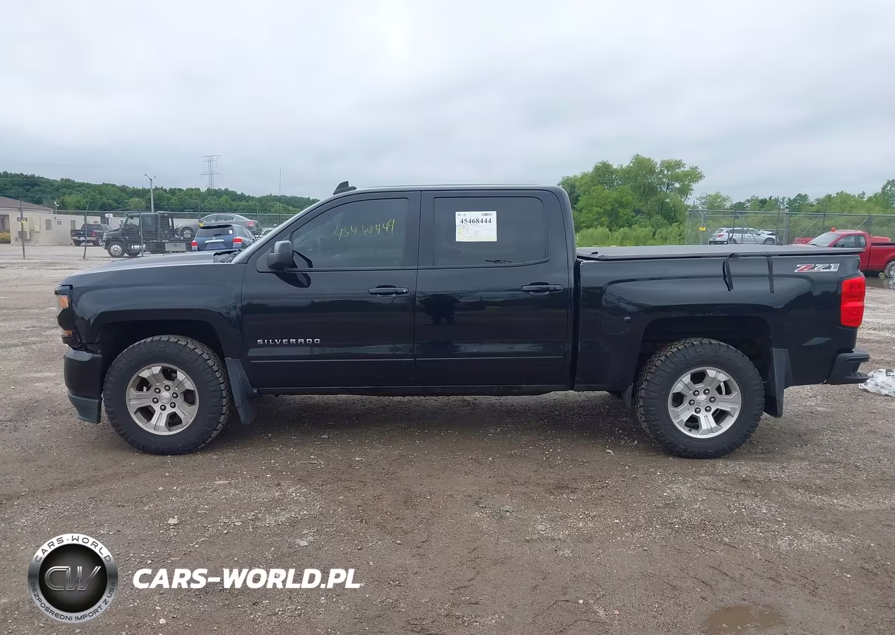 2017 Chevrolet Silverado 1500 Lt VIN:3GCUKREC6HG190543 - 14