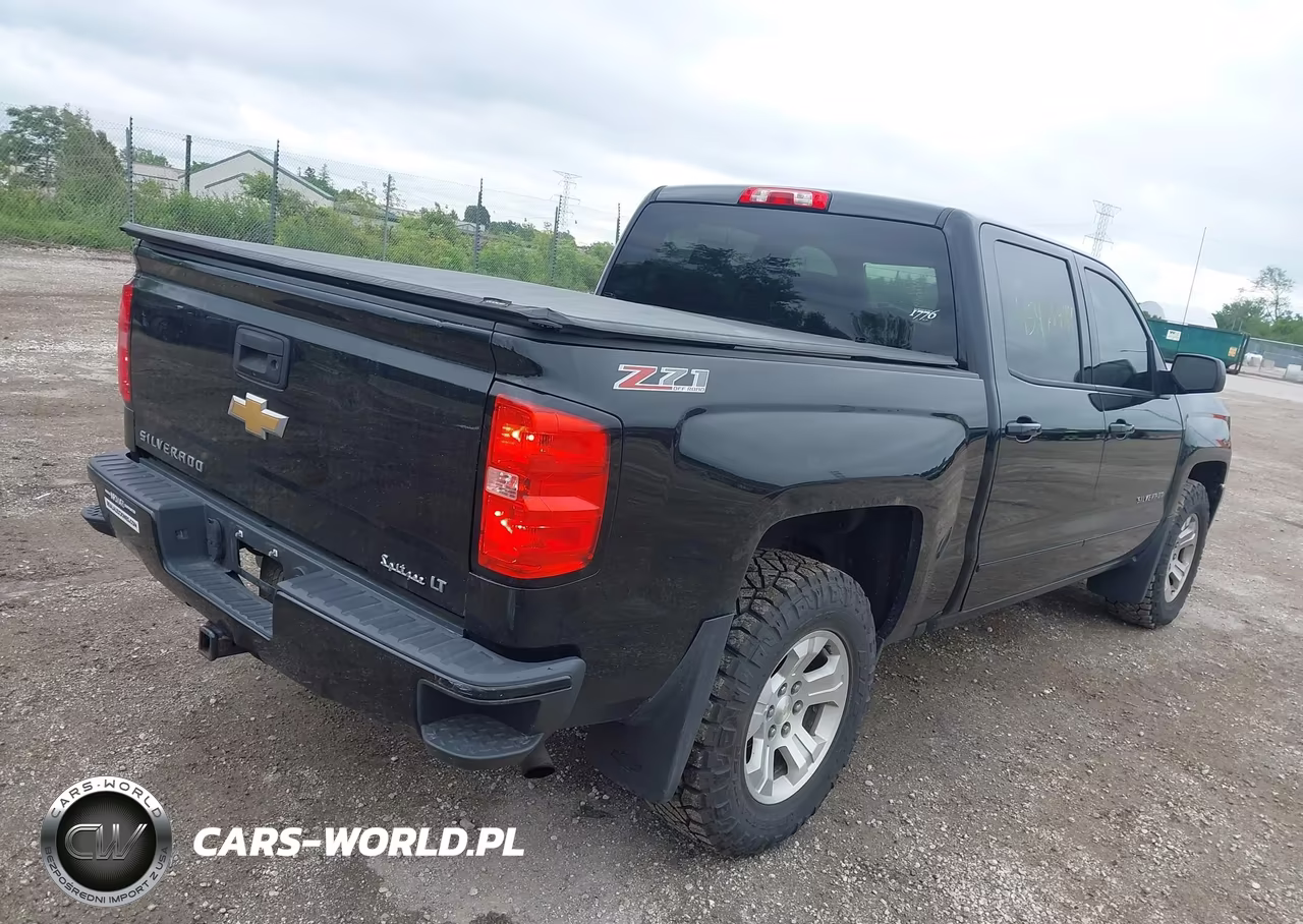 2017 Chevrolet Silverado 1500 Lt VIN:3GCUKREC6HG190543 - 4