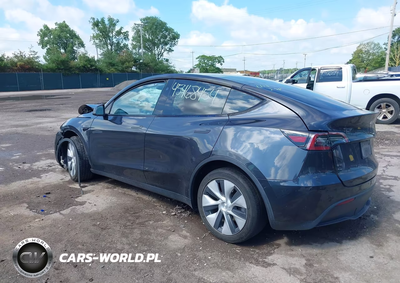 2024 Tesla Model Y Long Range Single Motor Rear-Wheel Drive-Rwd VIN:7SAYGDED4RF055747 - 3