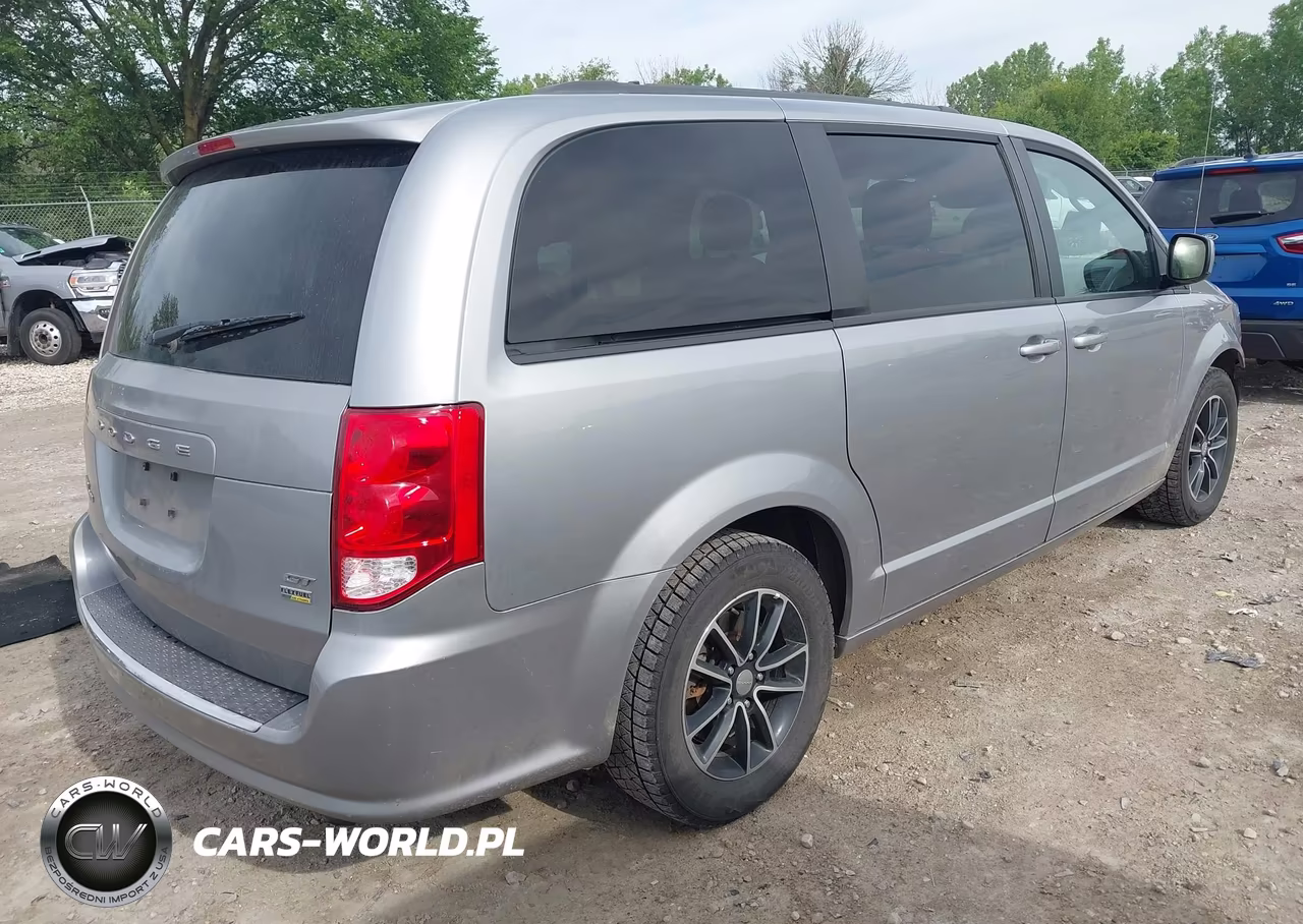 2019 Dodge Grand Caravan Gt VIN:2C4RDGEG5KR621639 - 4