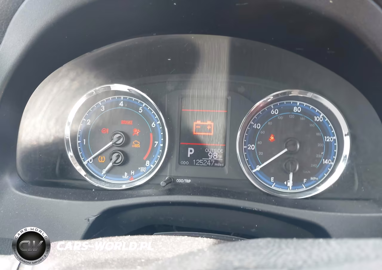 2018 Toyota Corolla Le VIN:2T1BURHE1JC096794 - 7