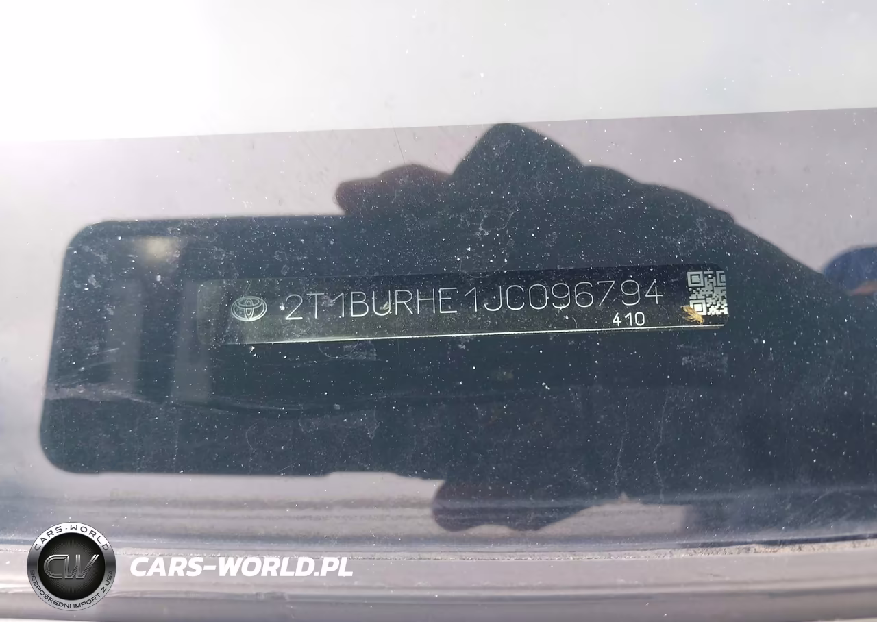 2018 Toyota Corolla Le VIN:2T1BURHE1JC096794 - 9