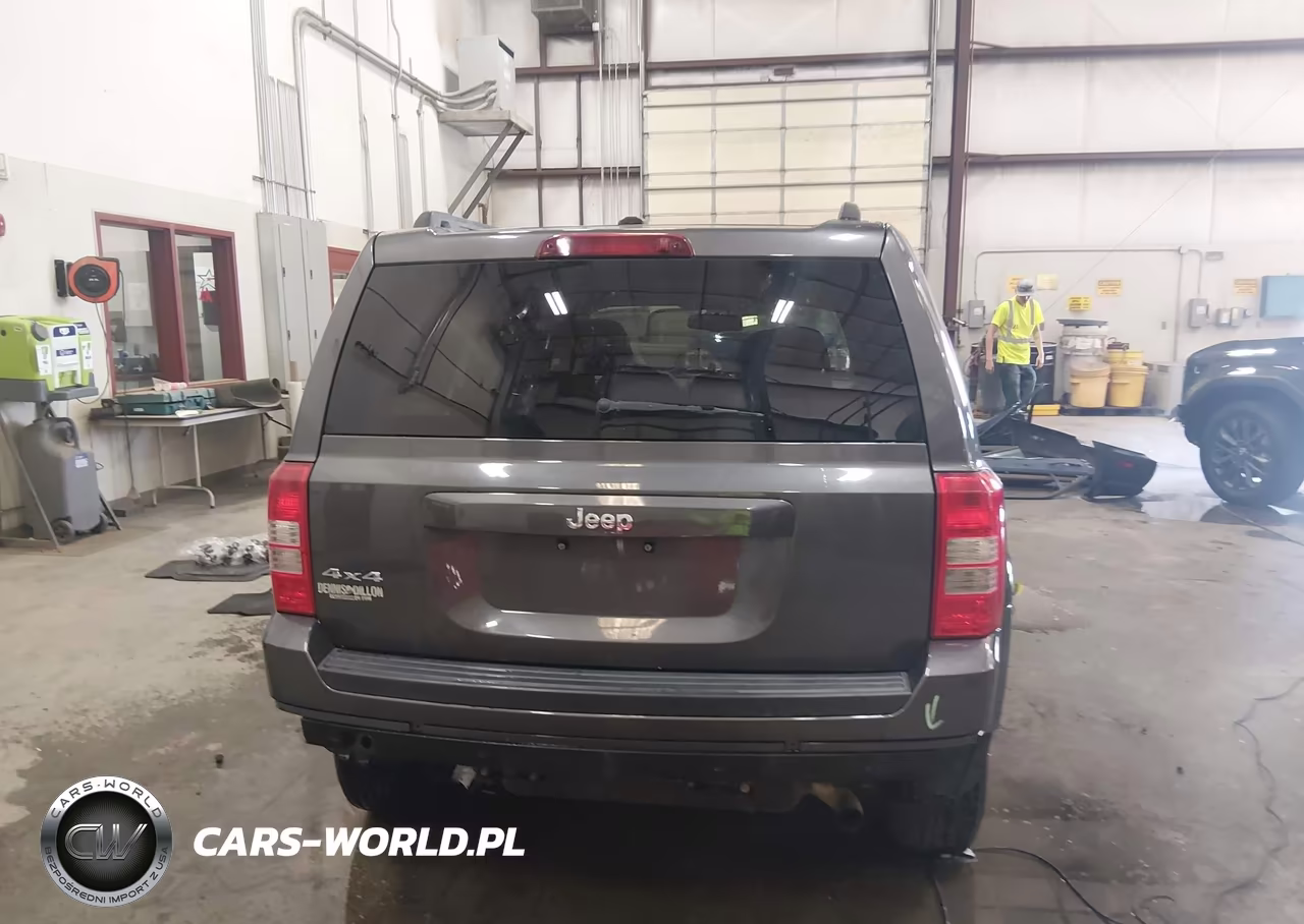 2017 Jeep Patriot Sport VIN:1C4NJRBB6HD111260 - 16