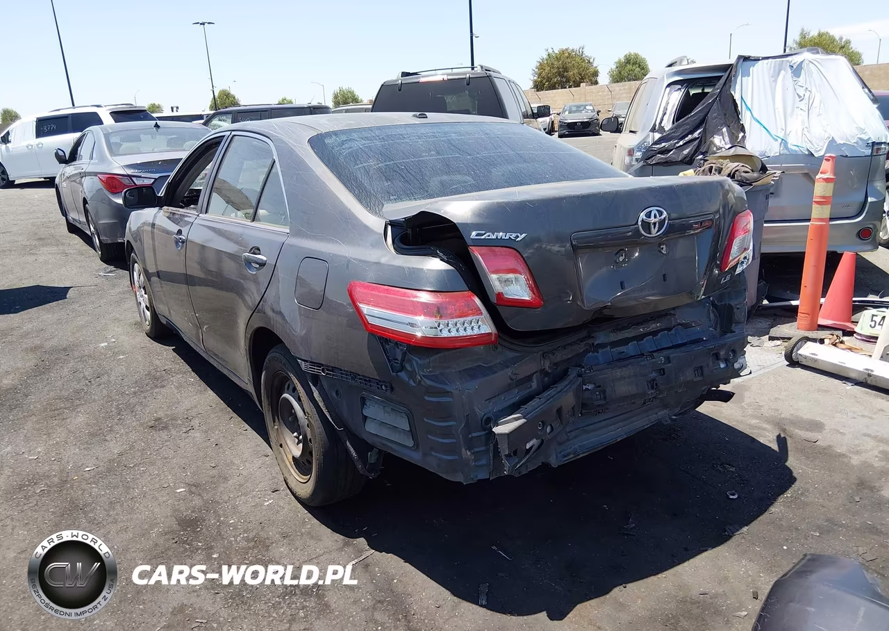 2011 Toyota Camry Le VIN:4T1BF3EK0BU628280 - 3