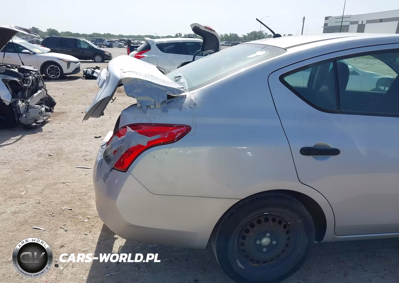 2012 Nissan Versa 1.6 S VIN:3N1CN7AP6CL807779 - 6