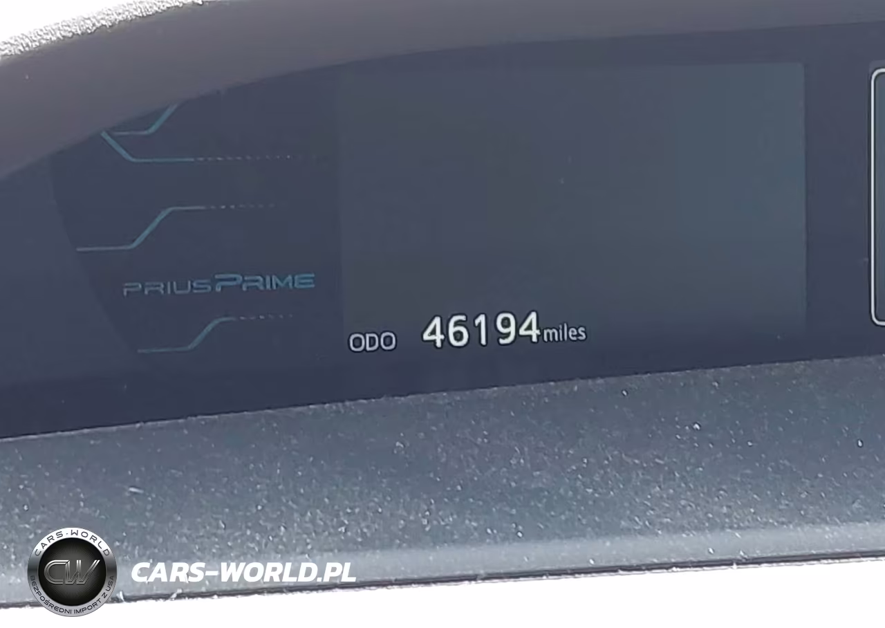 2018 Toyota Prius Prime Plus VIN:JTDKARFPXJ3087002 - 15