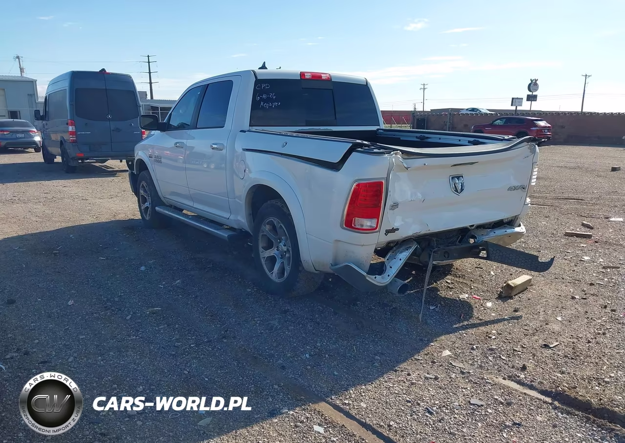 2017 Ram 1500 Laramie 4X4 5'7 Box VIN:1C6RR7NT3HS627355 - 3