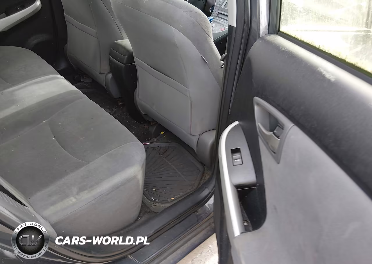 2012 Toyota Prius One VIN:JTDKN3DU0C1565341 - 8