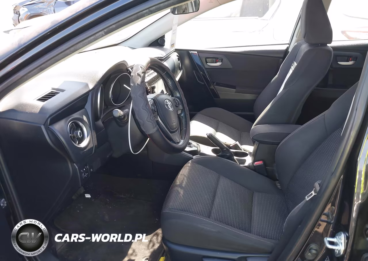 2018 Toyota Corolla Im VIN:JTNKARJE3JJ569534 - 5
