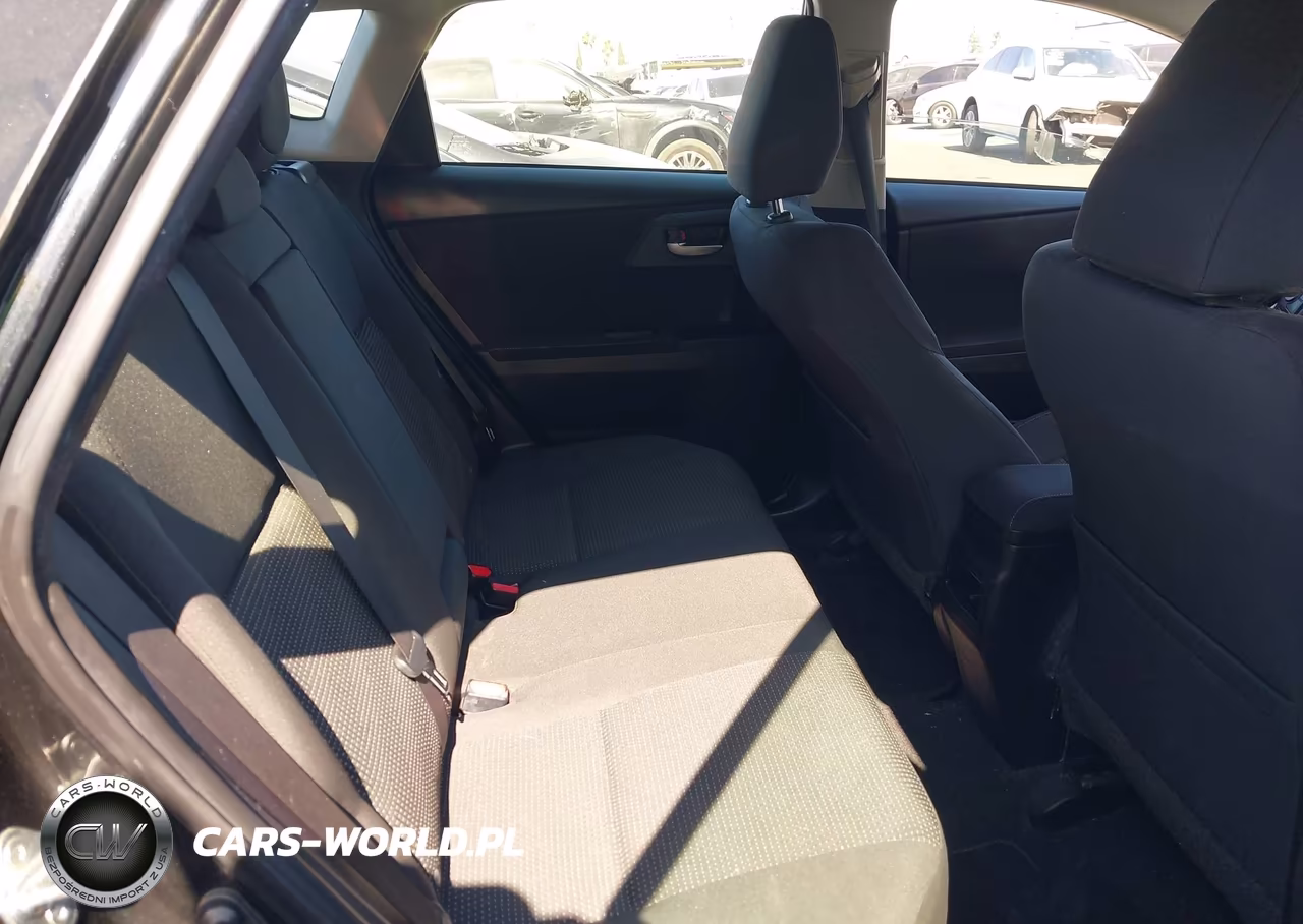 2018 Toyota Corolla Im VIN:JTNKARJE3JJ569534 - 8