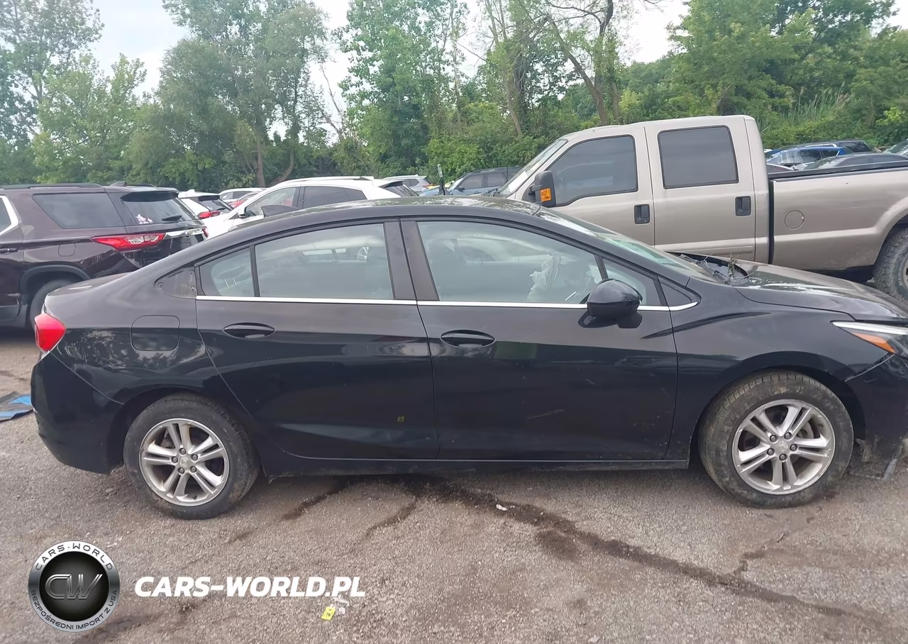 2017 Chevrolet Cruze Lt Auto VIN:1G1BE5SM9H7250016 - 13