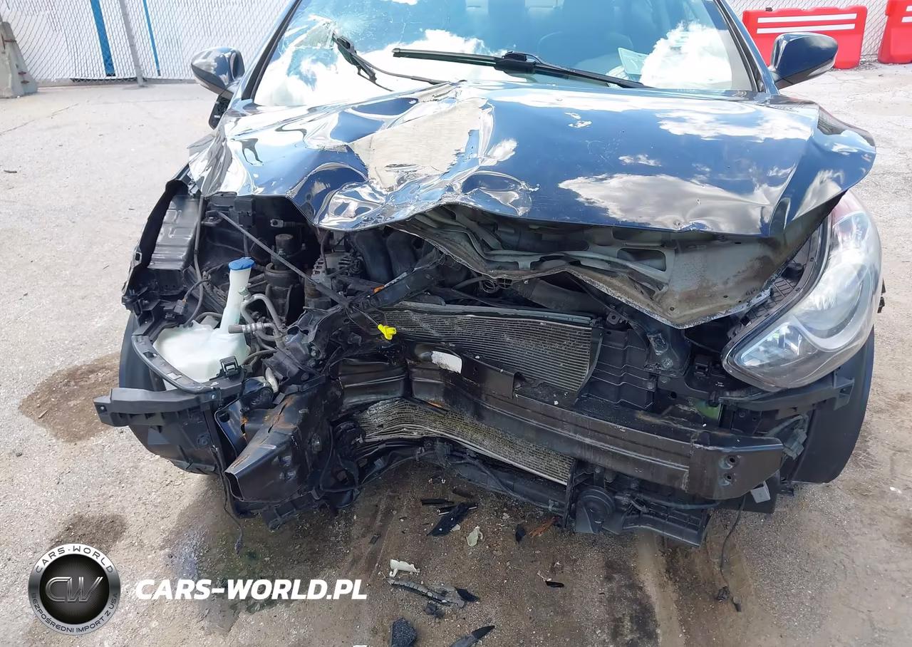 2013 Hyundai Elantra Limited VIN:KMHDH4AE0DU539062 - 6