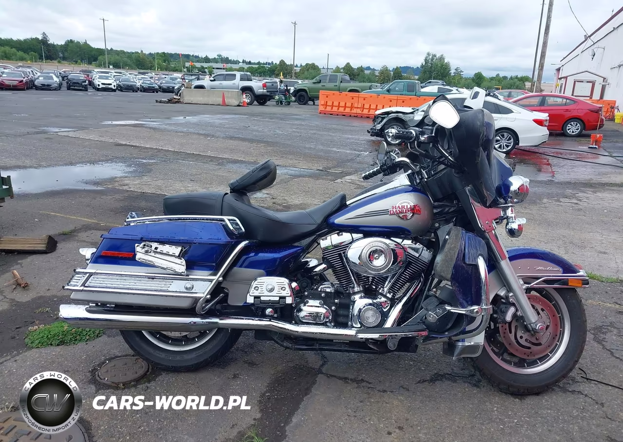 2007 Harley-Davidson Flhtcui VIN:1HD1FC4147Y630976 - 12