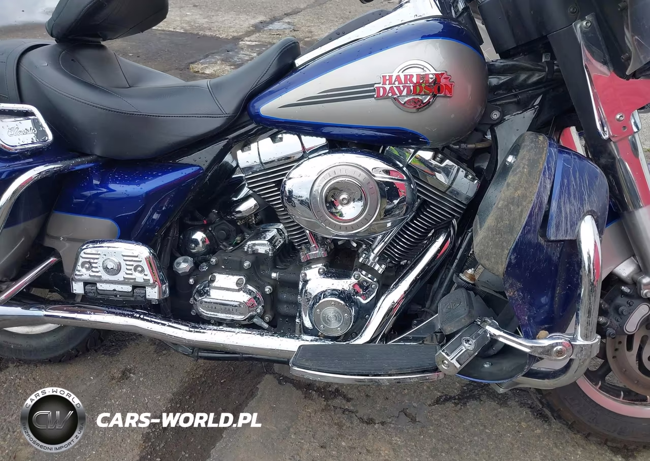 2007 Harley-Davidson Flhtcui VIN:1HD1FC4147Y630976 - 8