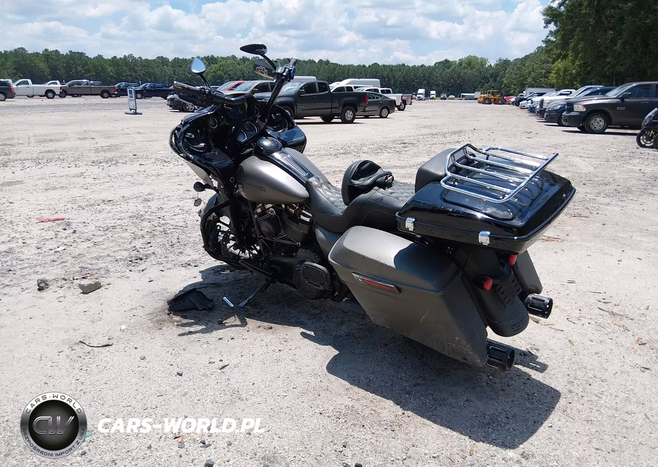 2019 Harley-Davidson Fltrxs VIN:1HD1KTP18KB611785 - 3