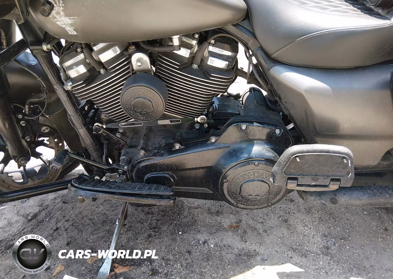 2019 Harley-Davidson Fltrxs VIN:1HD1KTP18KB611785 - 9