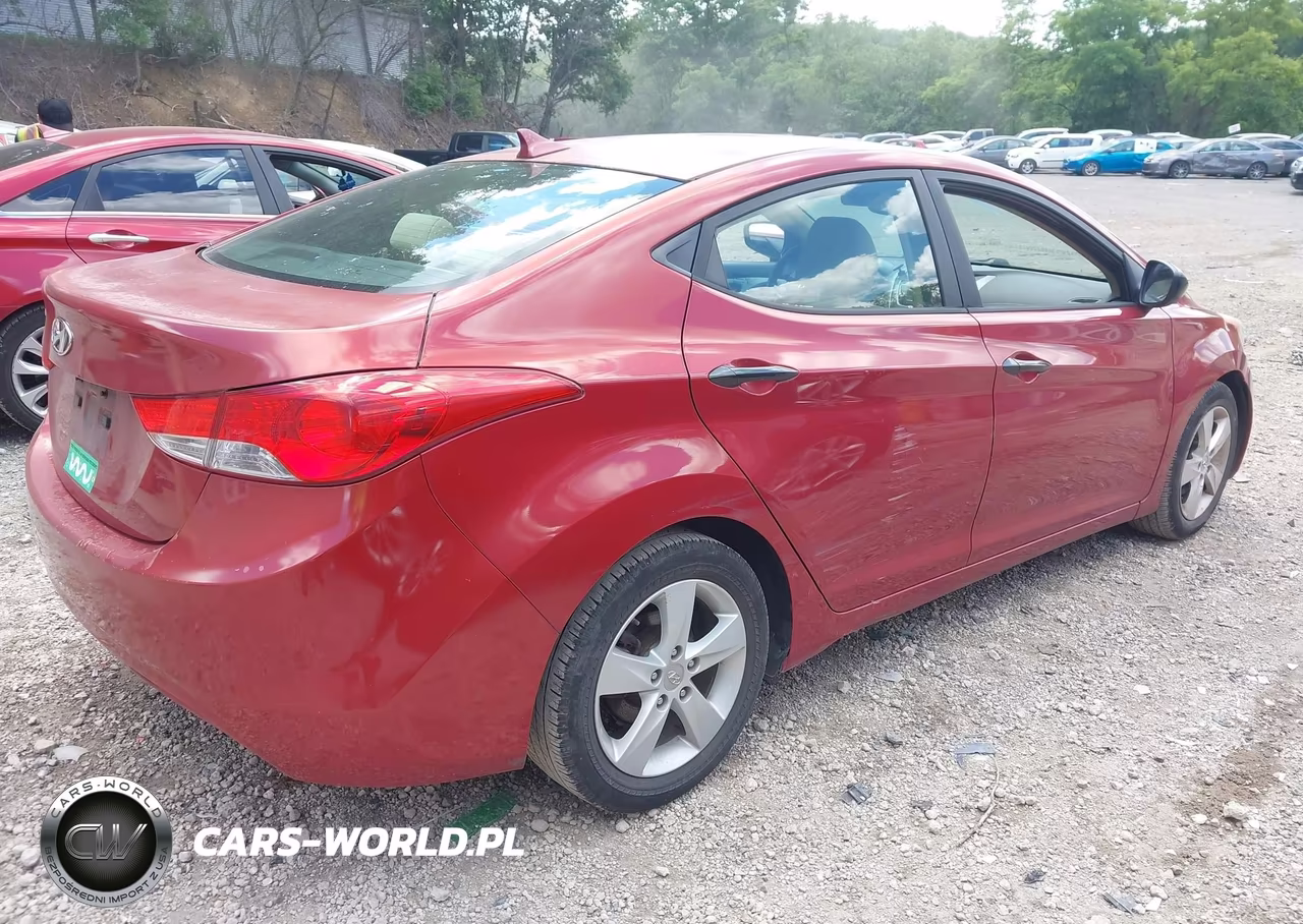 2013 Hyundai Elantra Gls VIN:KMHDH4AE0DU629179 - 4