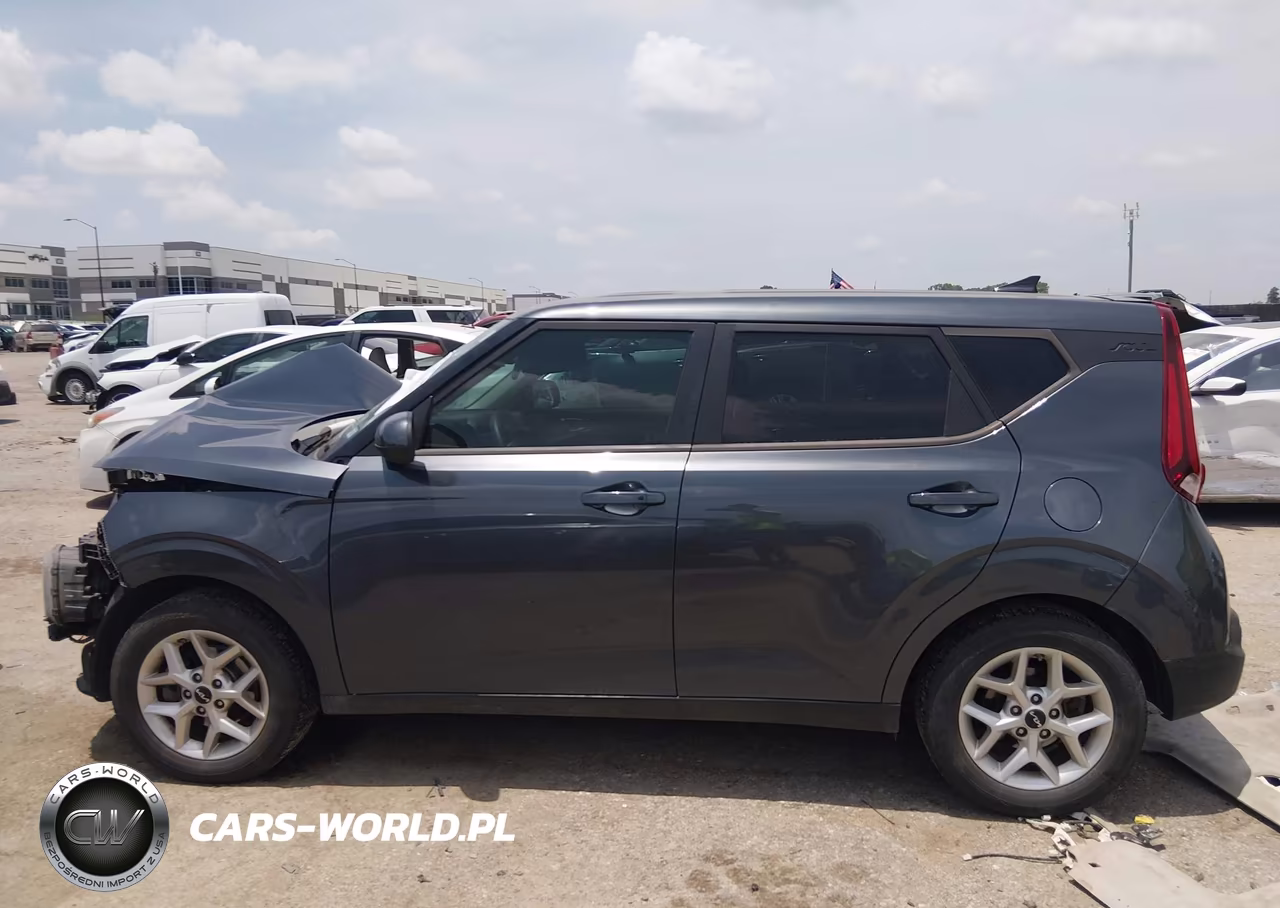 2022 Kia Soul S VIN:KNDJ23AU3N7817950 - 15