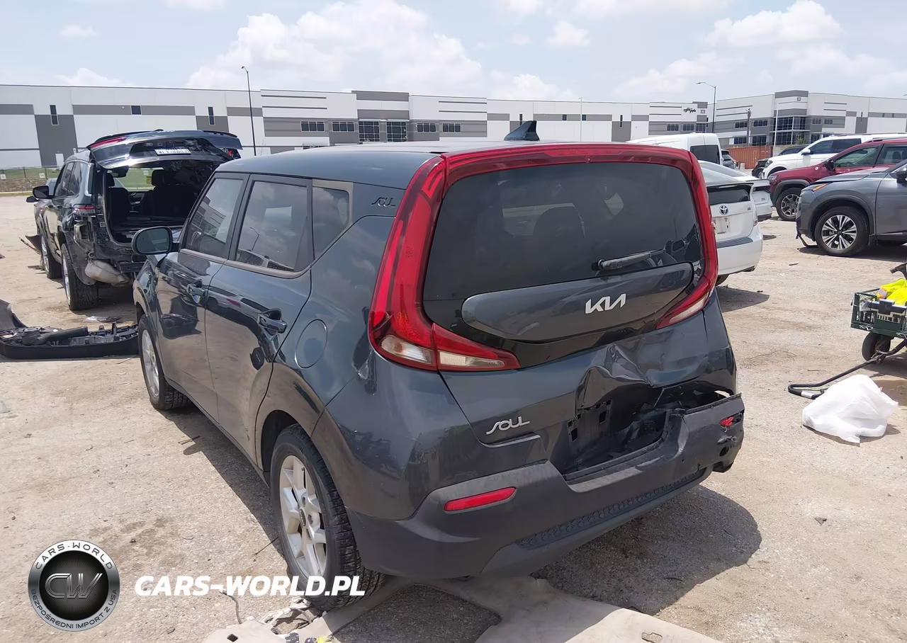 2022 Kia Soul S VIN:KNDJ23AU3N7817950 - 3