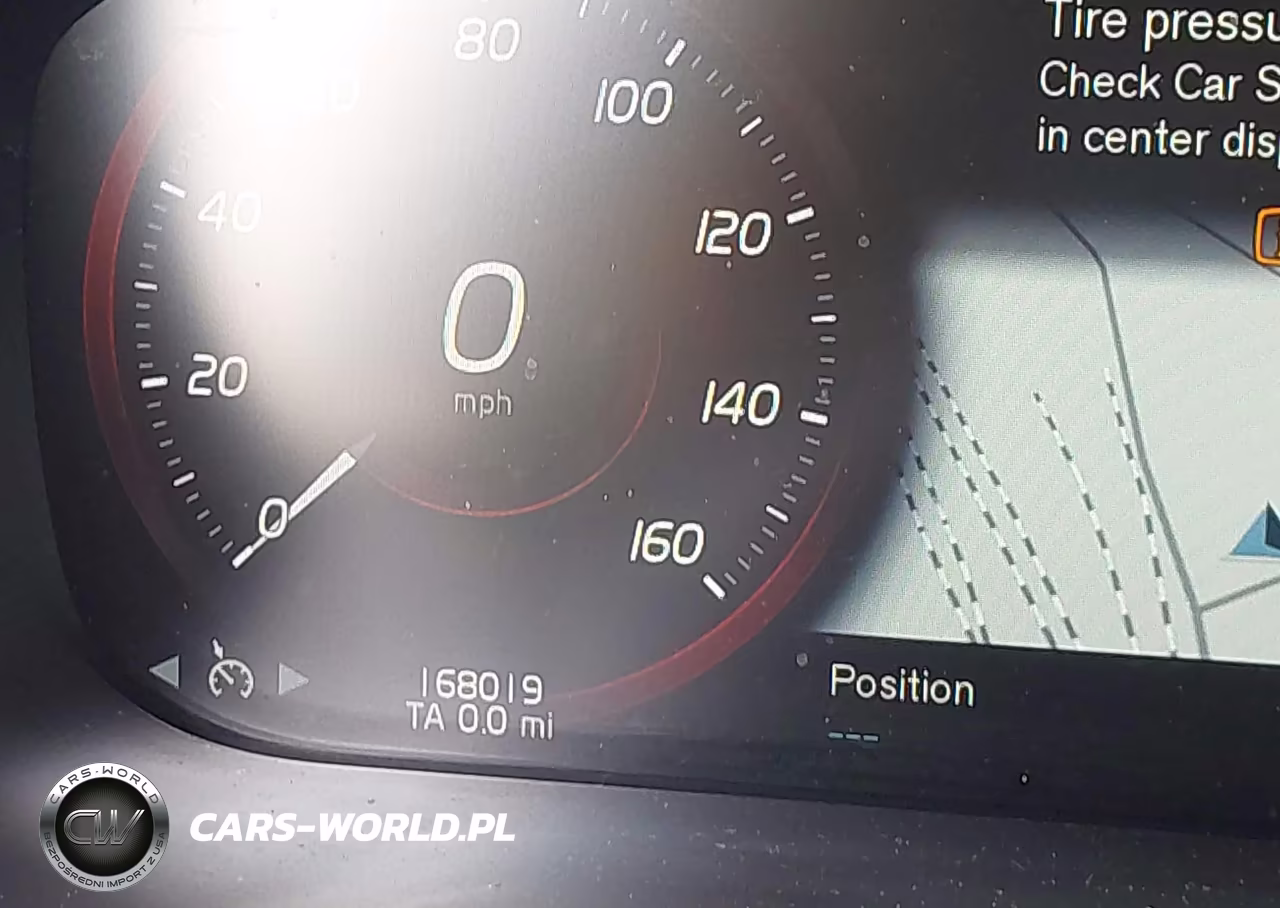 2018 Volvo Xc60 T5 Momentum VIN:YV4102RKXJ1035562 - 16