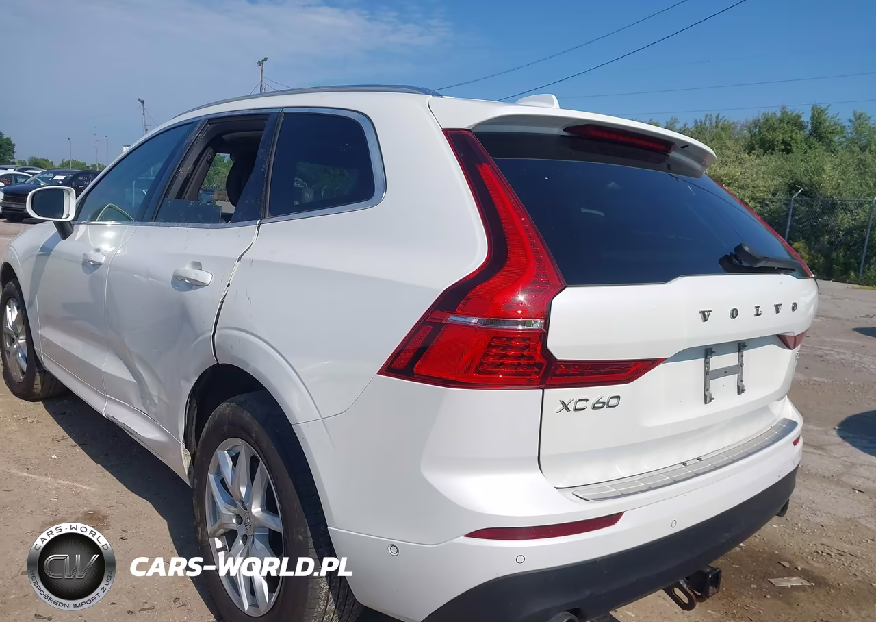 2018 Volvo Xc60 T5 Momentum VIN:YV4102RKXJ1035562 - 3
