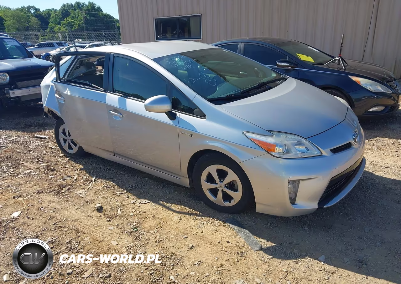 2013 Toyota Prius Two – zdjęcie 1 z 16