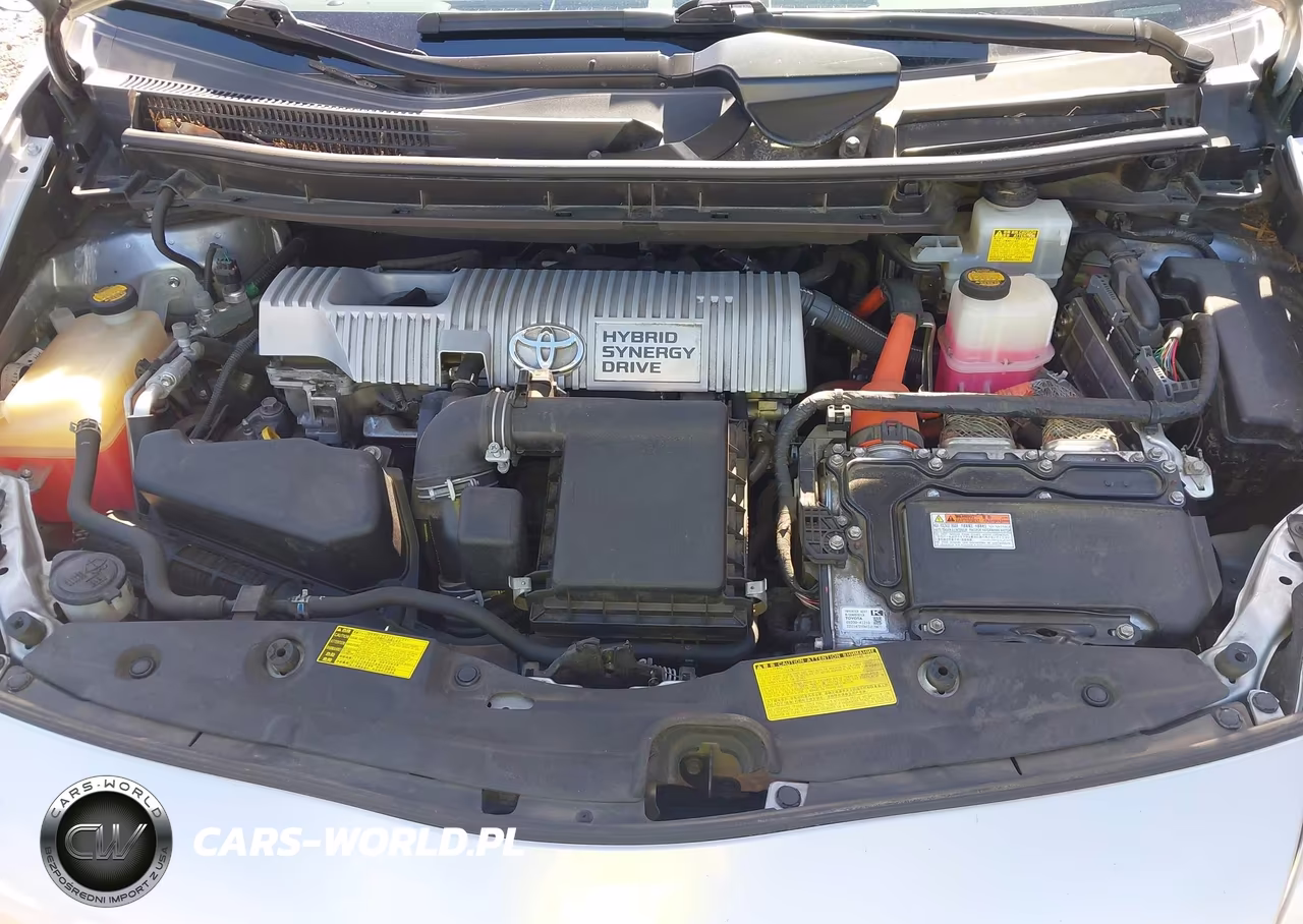 2013 Toyota Prius Two VIN:JTDKN3DU8D5547647 - 10