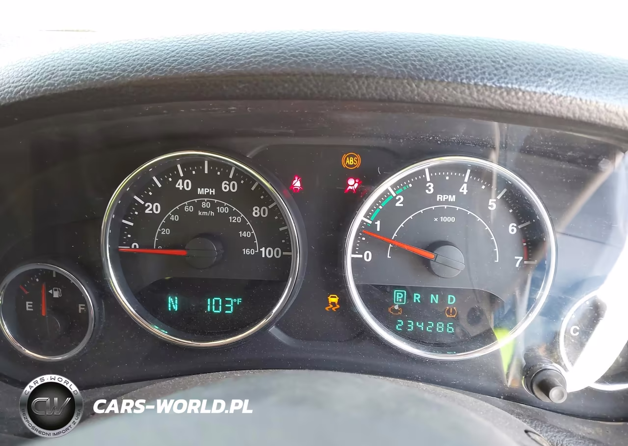 2014 Jeep Wrangler Unlimited Sport Rhd VIN:1C4BJWKG0EL268393 - 7