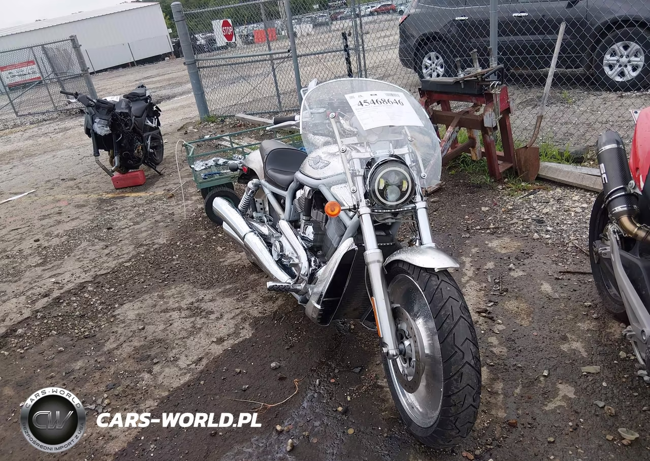 2003 Harley-Davidson Vrsca – zdjęcie 1 z 13