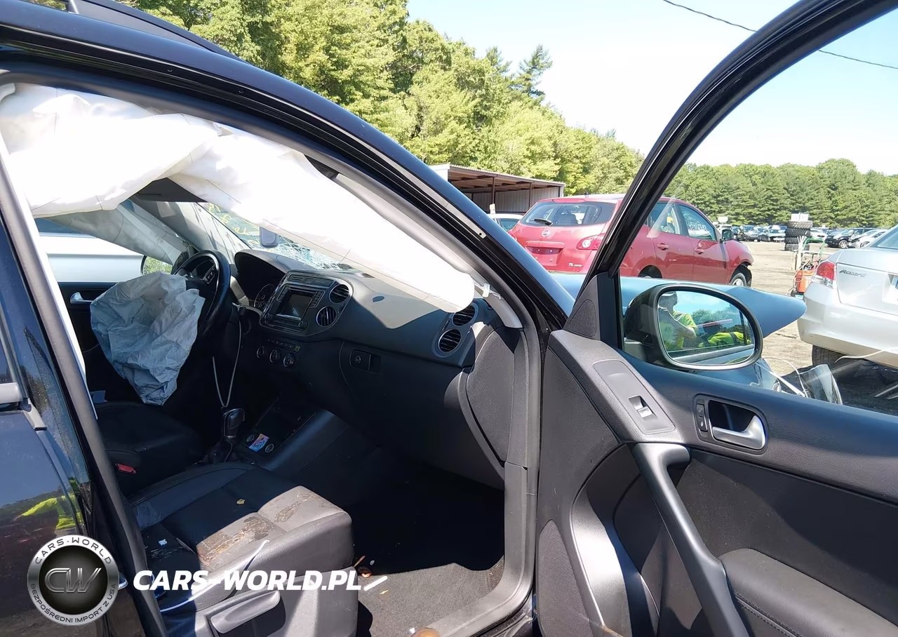 2016 Volkswagen Tiguan S VIN:WVGBV7AX9GW529920 - 5