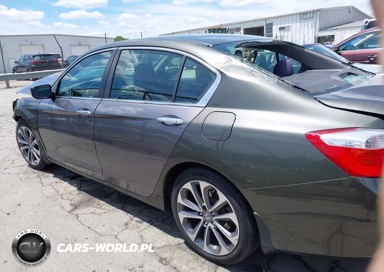 2015 Honda Accord Sport VIN:1HGCR2F55FA023988 - 14