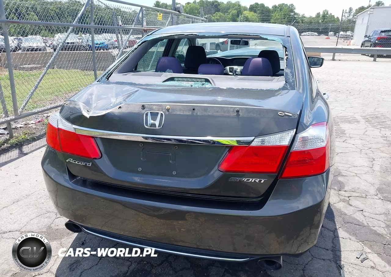 2015 Honda Accord Sport VIN:1HGCR2F55FA023988 - 17