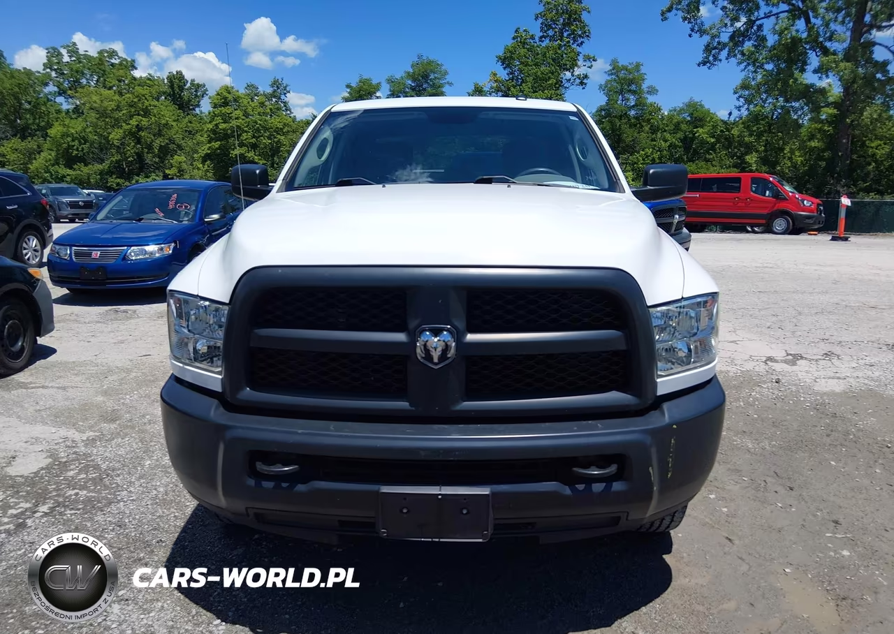 2018 Ram 2500 Tradesman 4X4 8' Box VIN:3C6TR5HT3JG295274 - 13
