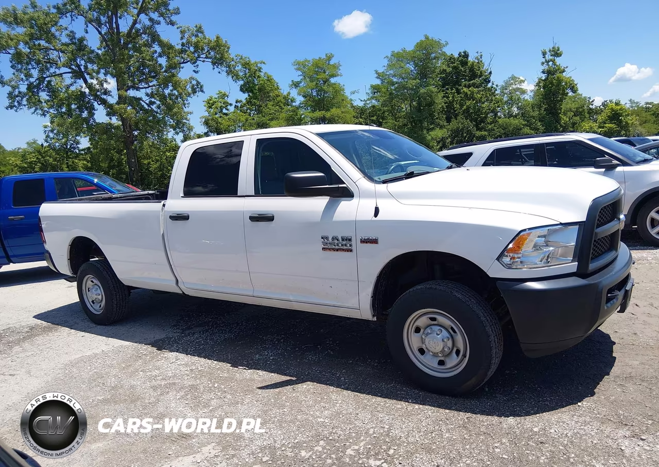2018 Ram 2500 Tradesman 4X4 8' Box VIN:3C6TR5HT3JG295274 - 14
