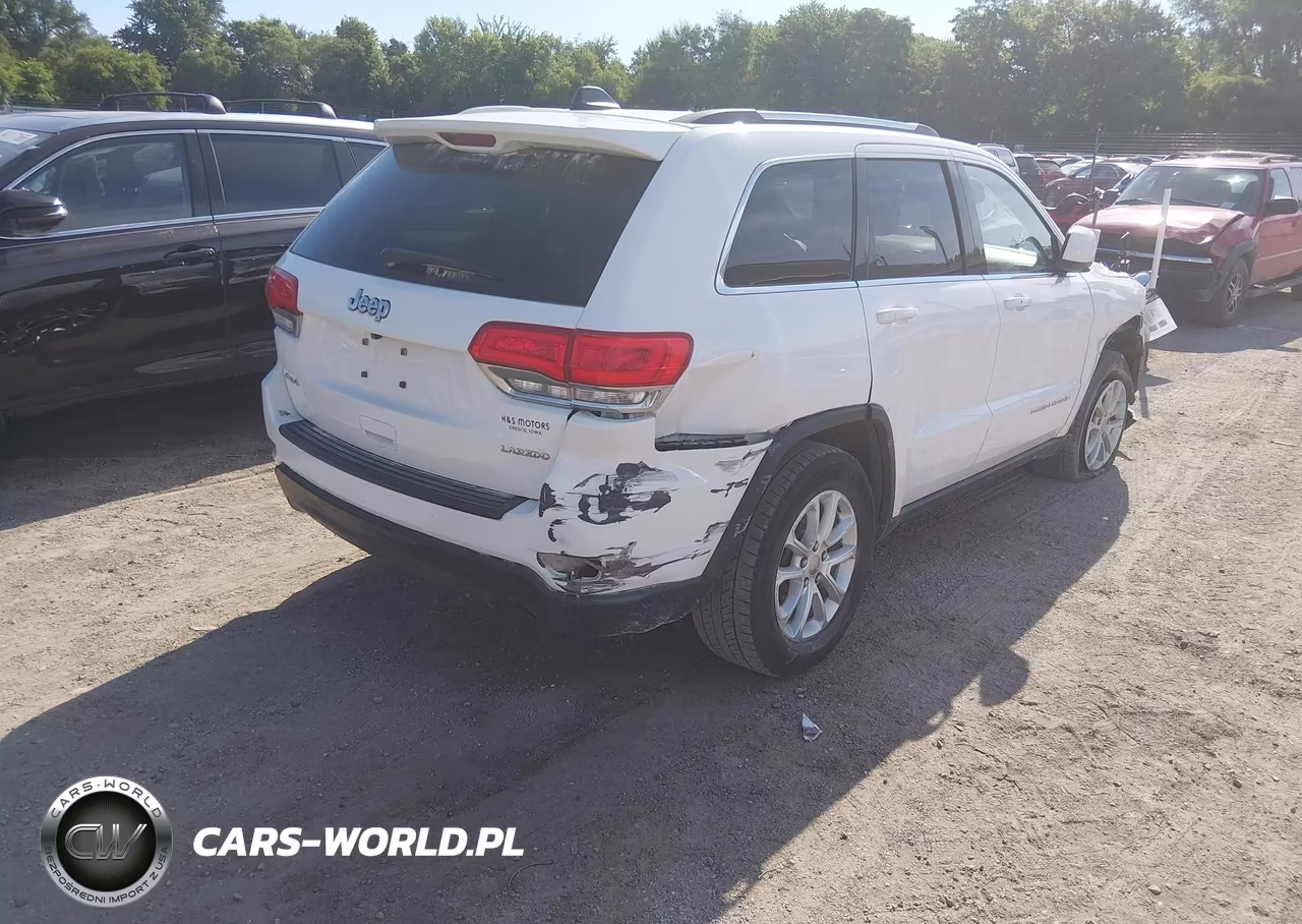 2014 Jeep Grand Cherokee Laredo VIN:1C4RJFAGXEC565932 - 4