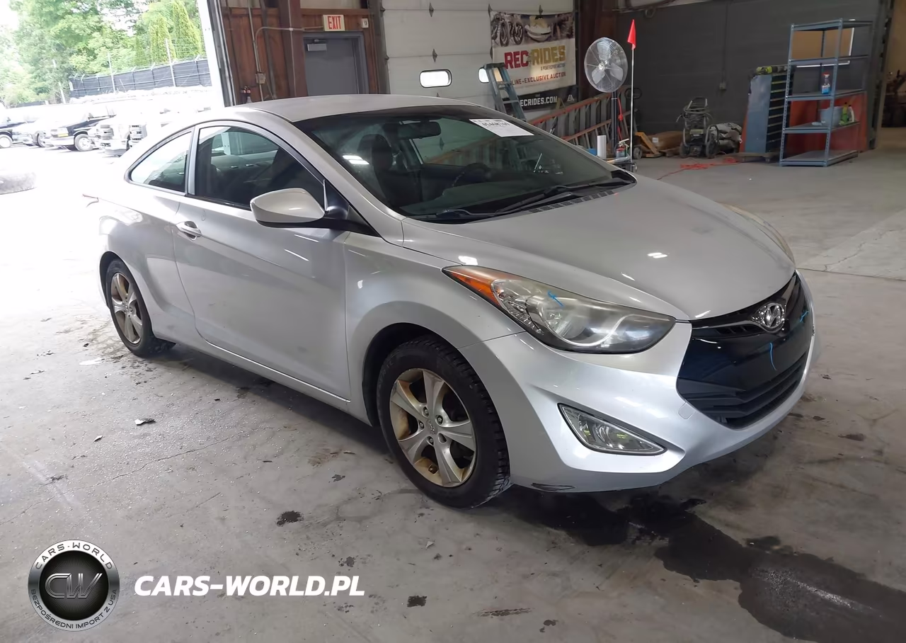 2013 Hyundai Elantra Gs