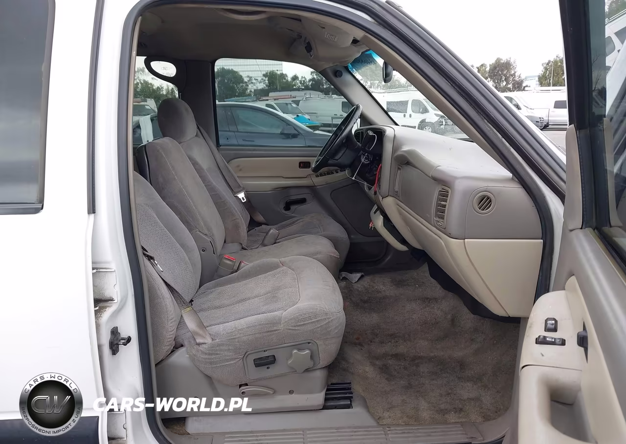 2000 Chevrolet Suburban 1500 Ls VIN:3GNEC16T2YG142871 - 5