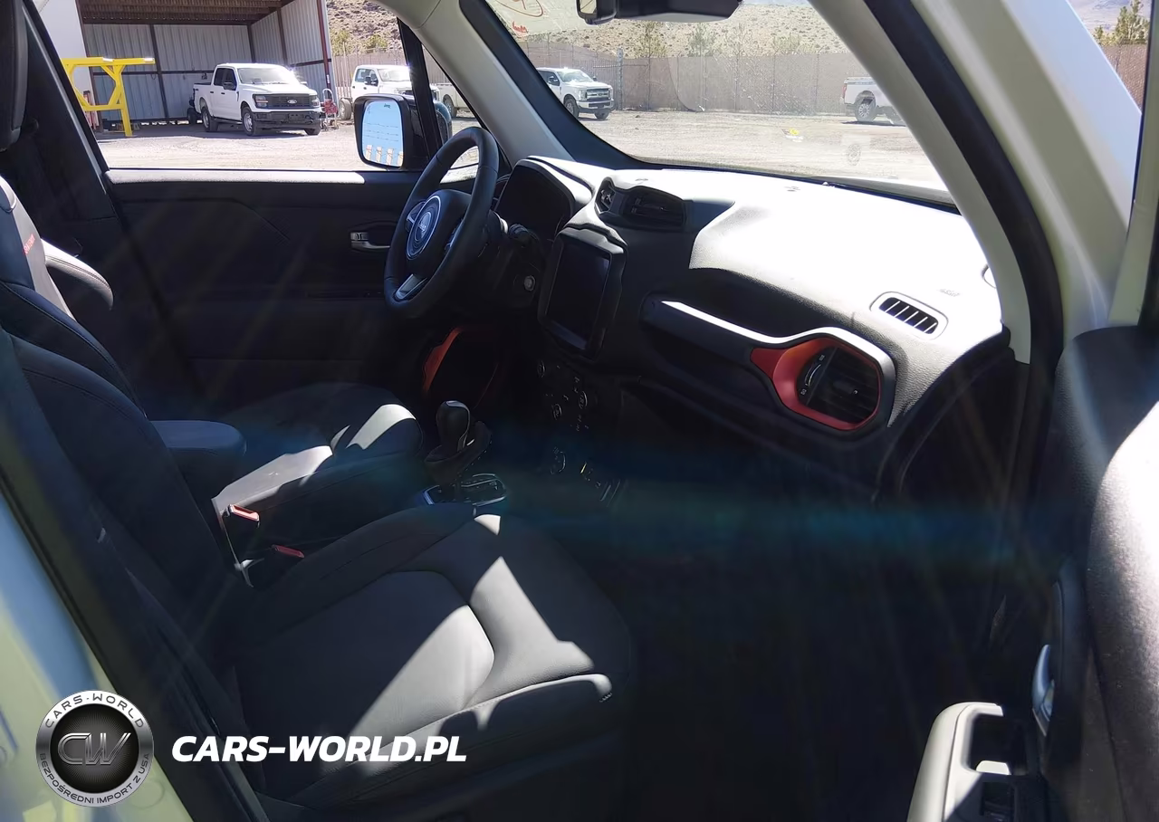 2023 Jeep Renegade Trailhawk 4X4 VIN:ZACNJDC19PPP67040 - 5