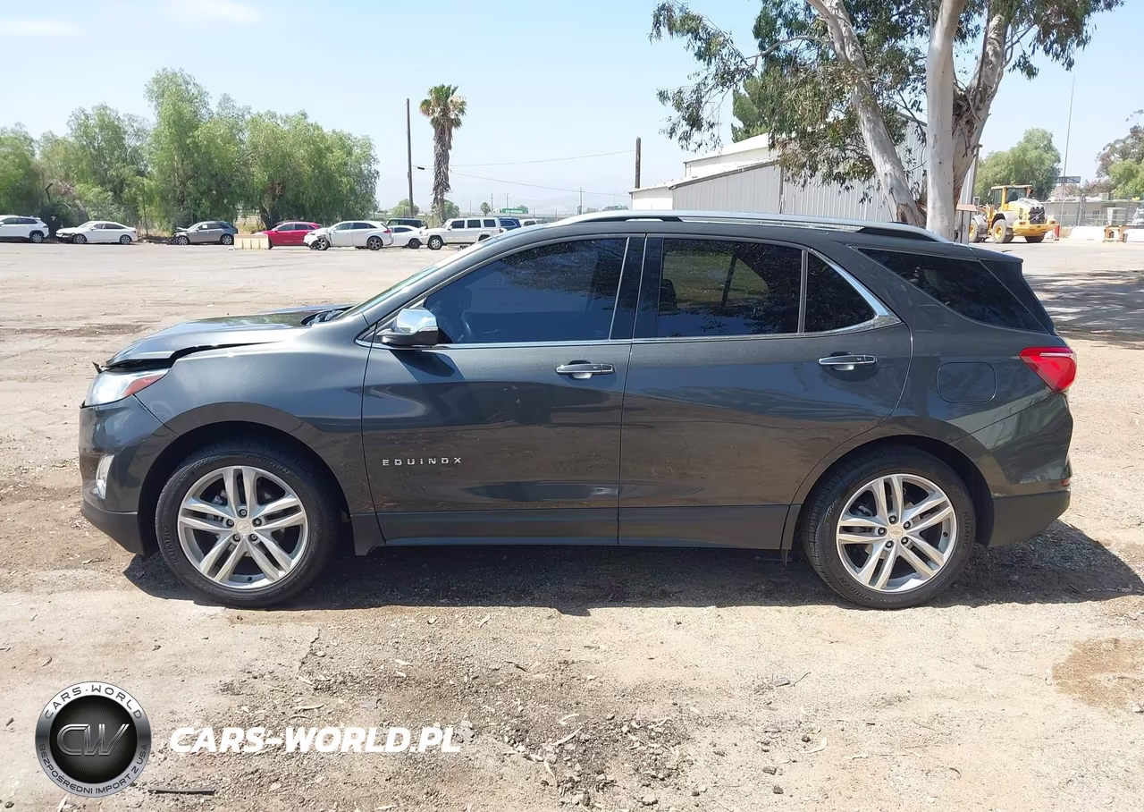 2018 Chevrolet Equinox Premier VIN:2GNAXMEV3J6111363 - 14