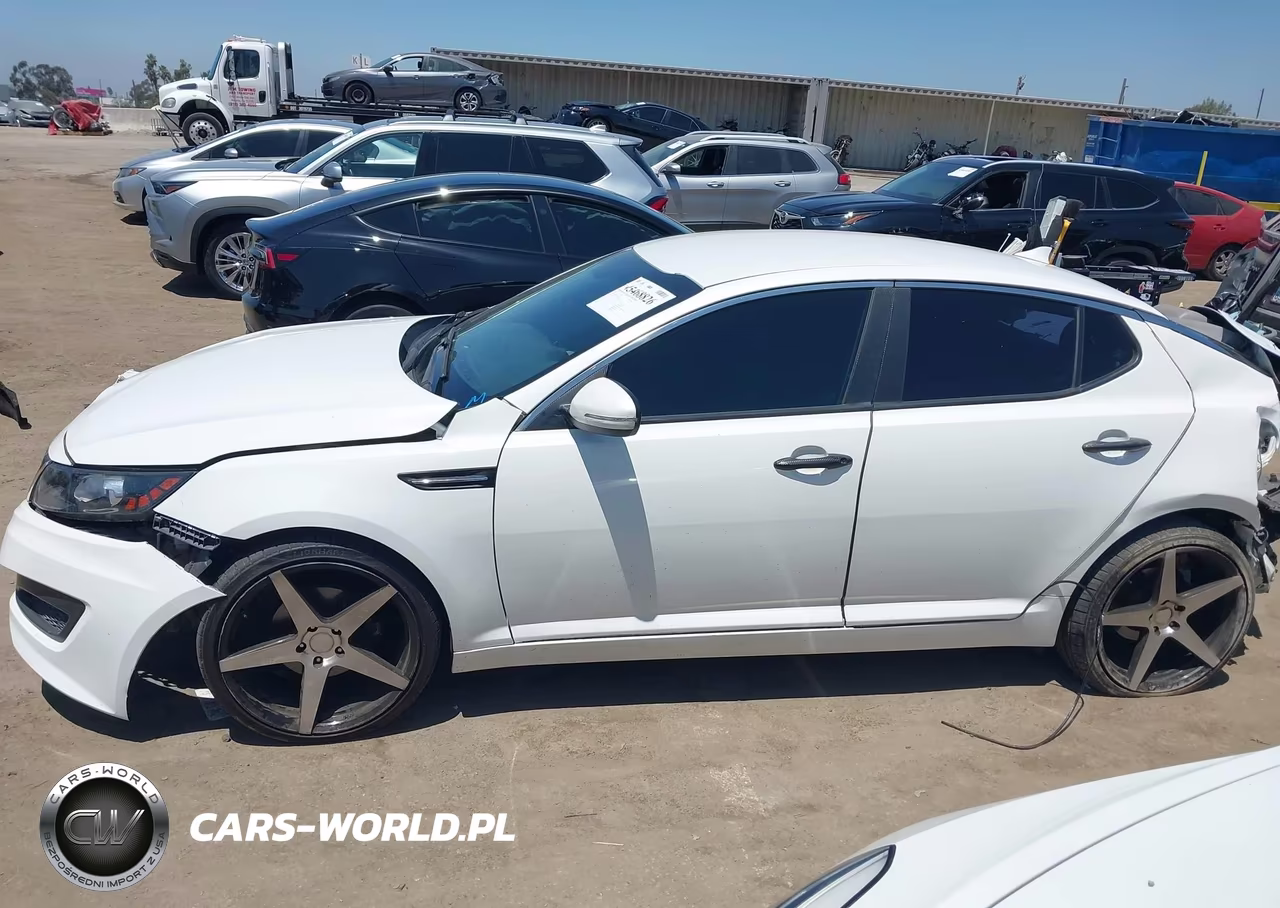 2011 Kia Optima Lx VIN:KNAGM4A72B5164827 - 15
