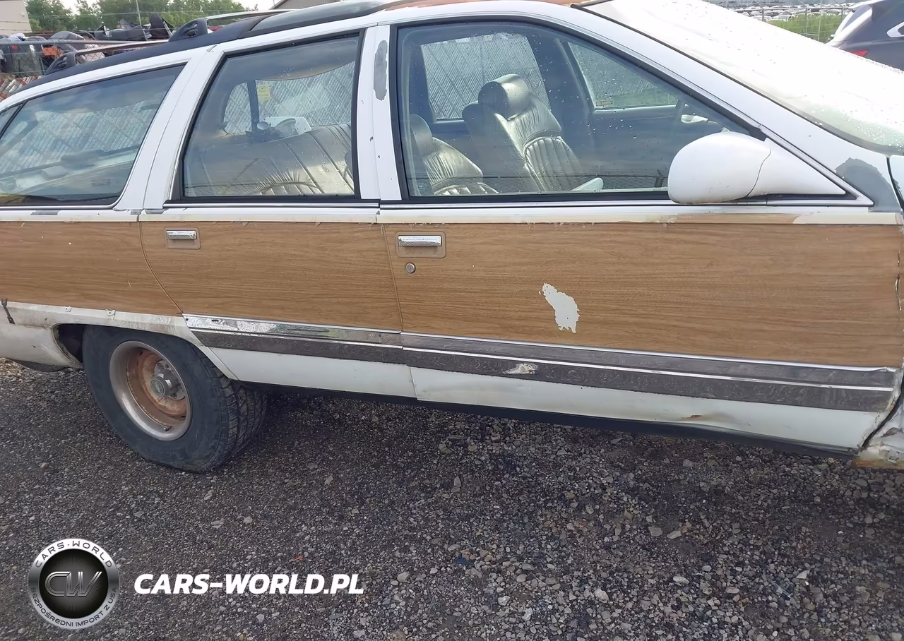 1996 Buick Roadmaster Limited VIN:1G4BR82P8TR413044 - 12