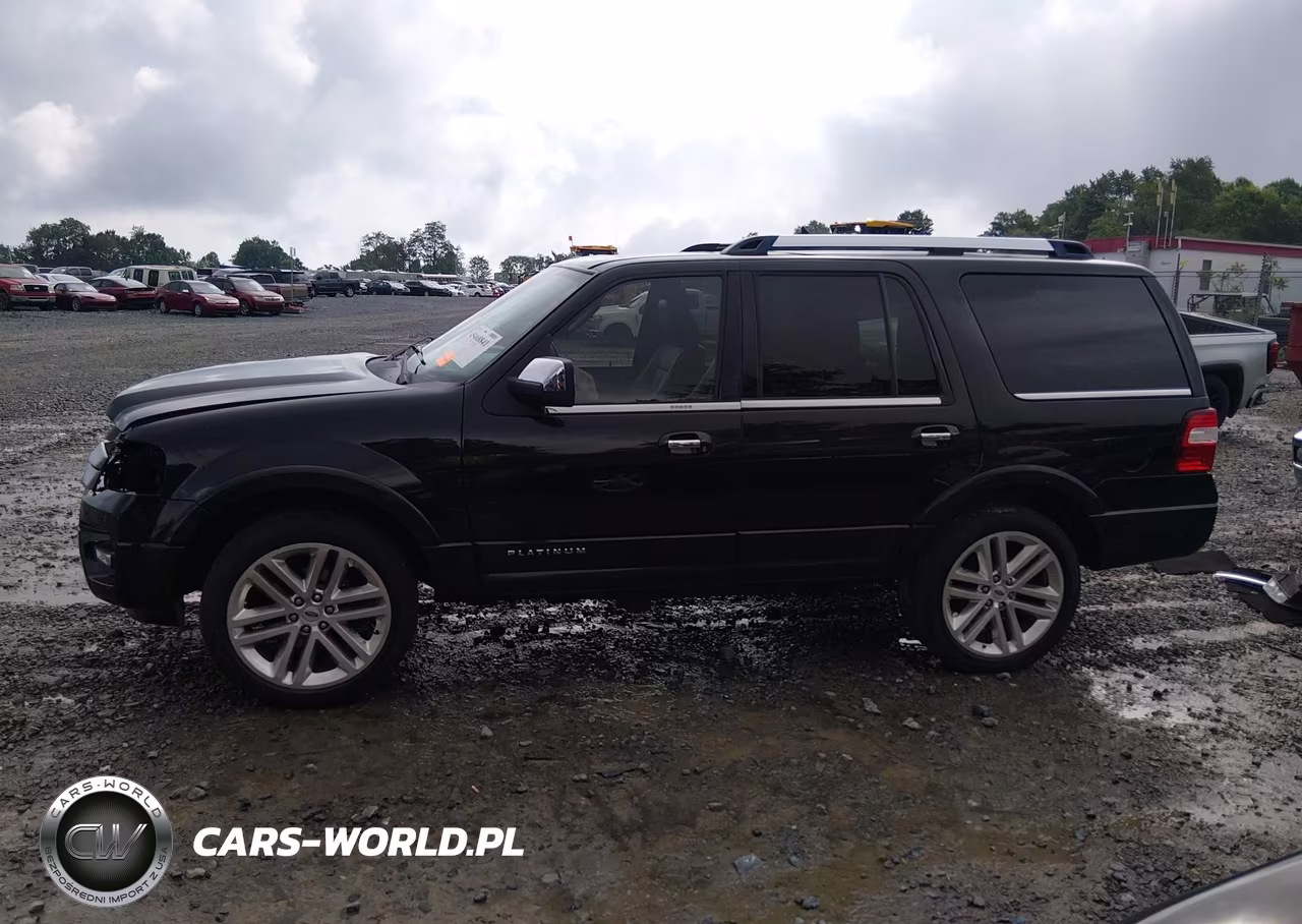 2015 Ford Expedition Platinum VIN:1FMJU1MT8FEF21722 - 15