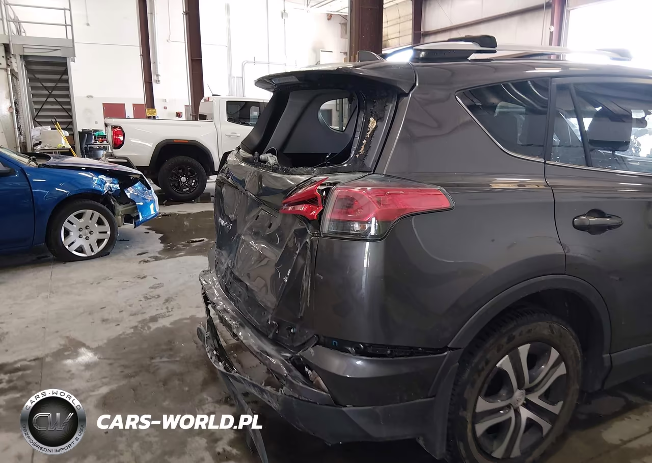 2016 Toyota Rav4 Le VIN:JTMBFREV7GJ096357 - 17