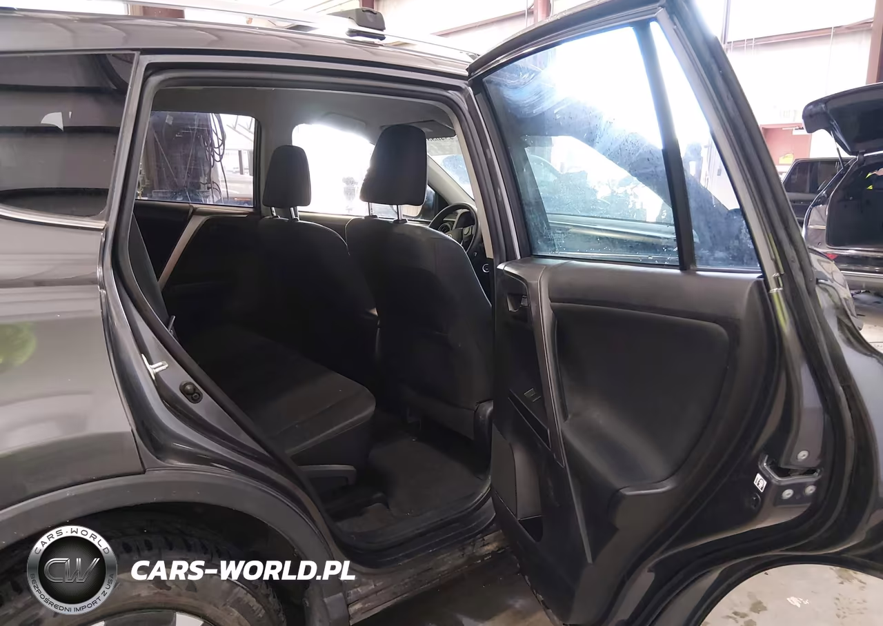 2016 Toyota Rav4 Le VIN:JTMBFREV7GJ096357 - 8